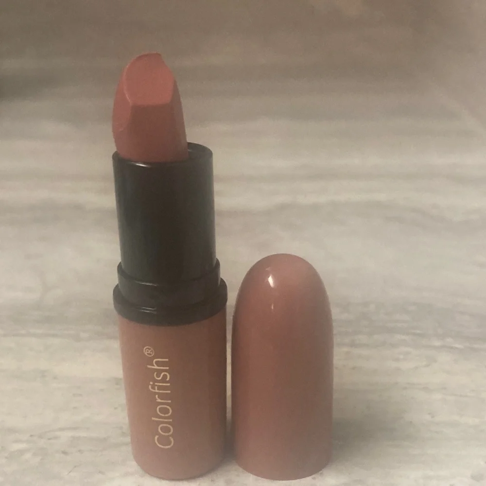 Nude Pink Cream Lipstick - Soft Pink